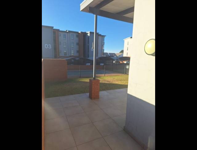 2 BEDROOM APARTMENT FOR SALE IN GLEN MARAIS